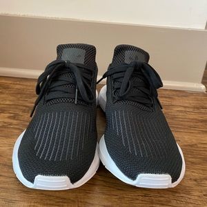 Adidas Swift Run Sneaker